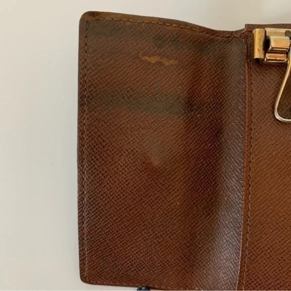 LOUIS VUITTON Monogram 6 Key Holder